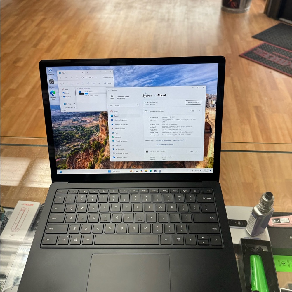 Microsoft Surface Laptop 13.5inch 3 i7/256gb/16gb ram